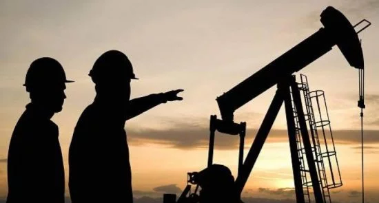 مصفاة 550x295 - الأهداف الأساسية وراء إحداث مصفاة النفط في باكستان