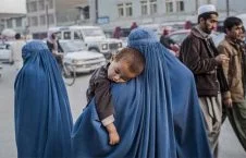زن 1 226x145 - لاتزال النساء الأفغانيات تتعرض للظلم في أفغانستان