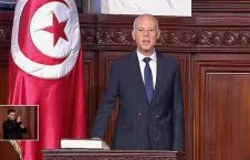 قيس سعيد 226x145 - رئيسا لتونس.. قيس سعيد يؤدي اليمين الدستورية أمام البرلمان
