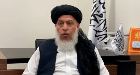 عباس استانکزی 550x295 - یدعي نائب وزير خارجية طالبان: باكستان وافقت على تحليق طائرات أمريكية بدون طيار في سماء أفغانستان مقابل أموال