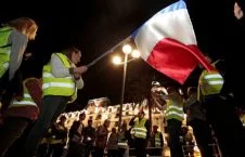 104375668 mediaitem104375667 226x145 - French fuel protests against Macron over rising prices