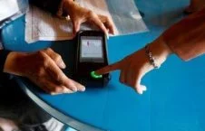 f049801ff7a6c391fa48482f8d68e658 690 460 Y 226x145 - Afghanistan Election's 28 Biometric Devices Lost or Broken, Report
