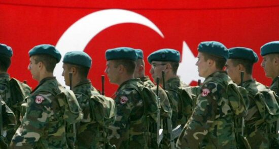 ترکیه عسکر 550x295 - Taliban warn Turkey about securing Kabul airport