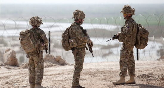 British army 550x295 - The elites of the British army lost to the Taliban in women's clothing!