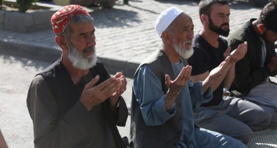 عید فطر افغانستان 550x295 - The people of Afghanistan celebrate Eid al-Fitr with an empty table