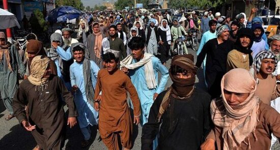 مردم قندهار تظاهرات ضد آمریکایی برگزار کردند 550x295 - The people of Kandahar held anti-American demonstrations