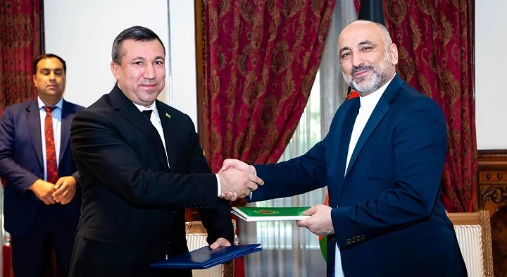 په کابل کې د ترکمنستان له سفیر سره د بهرنیو چارو وزارت سرپرست وزیر لیدنه
