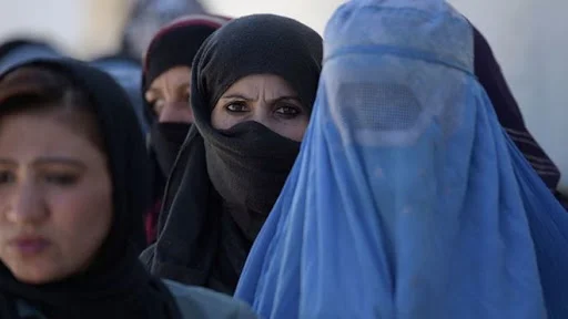طالبان نے خواتین کو میڈیا سے رابطہ کرنے پر پابندی عائد کردی
