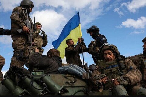 یوکرائنی فوج کے ہاتھوں قرآن مجید کی بے حرمتی