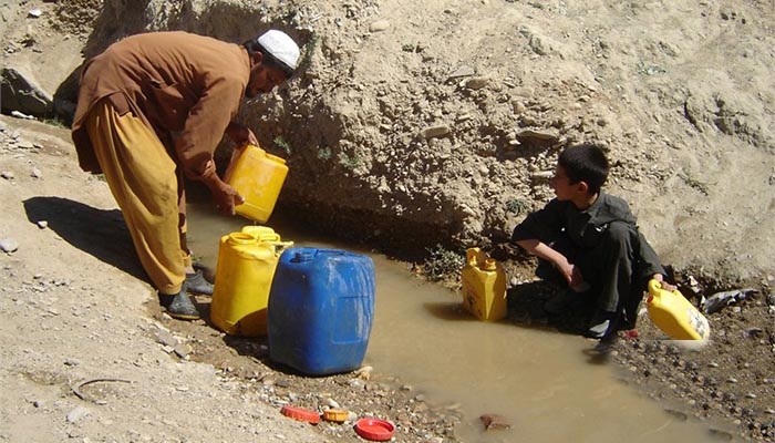دارالحکومت میں رہنے والوں کو صاف پانی کی قلت کا سامنا ہے، گورنر کابل