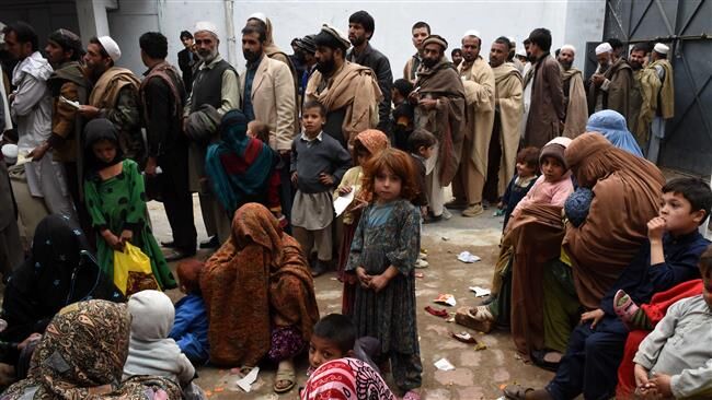 ہر روز ایک ہزار افغان پناہ گزینوں پاکستان سے نکالا جا رہا ہے