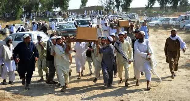 شیخ ہبت اللہ کا نیا حکم: افغانستان میں مردوں اور عورتوں کی الگ تدفین، طالبان میں اختلافات پیدا ہوگئے