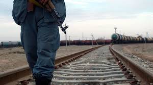 دیدار وزیر امور خارجه ترکمنستان از تأسيسات در حال ساخت خط آهن در بندر آقینه