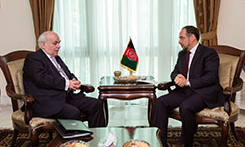 دیدار وزیر امور خارجه کشورمان با سفیر تاجکستان