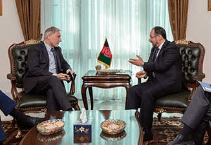 دیدار صلاح الدین ربانی با نماینده خاص اتحادیه اروپا برای افغانستان