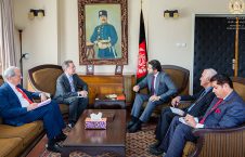 دیدار حکمت خلیل کرزی با سفیر اتحادیۀ اروپا در افغانستان
