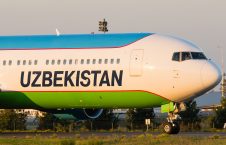 Uzbek plane