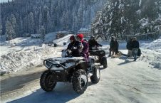 گزارش تصویری/ رونق گردشگری در کشمیر با بارش برف