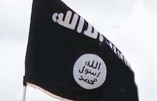 برافراشته شدن بیرق داعش بر موترهای اردوی ملی! + عکس