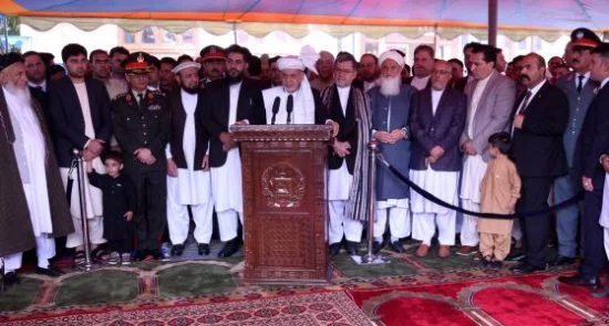 رییس جمهوری اسلامی افغانستان نماز عید سعید فطر را در مسجد جامع ارگ ادا کرد