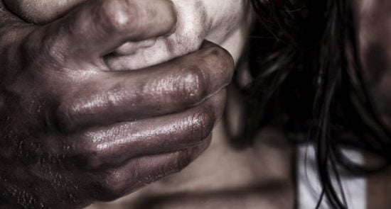 تجاوز جنسی 550x295 - تجاوز گروهی طالبان بالای یک دختر 8 ساله در تخار