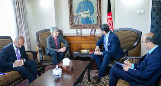 دیدار حکمت خلیل کرزی با سفیر آسترالیا در کابل