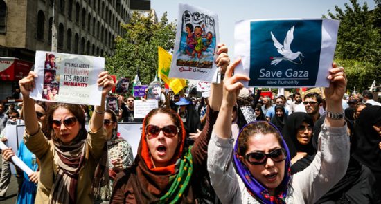 راهپیمایی روز جهانی قدس در بیش از 900 شهر ایران برگزار شد