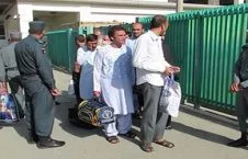انتقال ۵۰۰ تن زندانی افغان از ایران به افغانستان