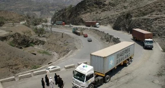 بازگشایی مجدد شاهراه کابل – بامیان به روی ترافیک