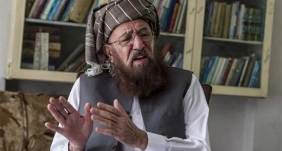 پدرمعنوی طالبان: برای جهاد علیه امریکا با ما متحد شوید!