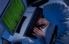 هکر 226x145 - سرور مرکزی کمیسیون انتخابات هدف حمله سایبری قرار گرفت