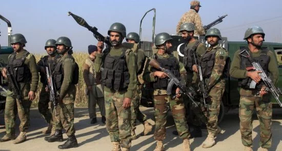 ادعای روزنامه پاکستانی درباره کشته شدن جنگجویان افغان در عملیات علیه تی‌تی‌پی