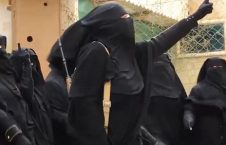 زن داعشی 226x145 - مادر داعشی‎ها دستگیر شد! + عکس