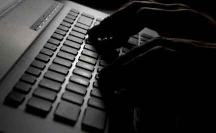 سرقت لپ تاپ واحد استخبارات پایگاه نظامی اسراییل در نقب