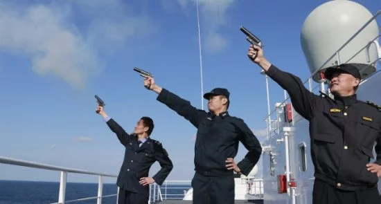 اجرای مانورهای نظامی در آب های بحر شرقی چین و جاپان