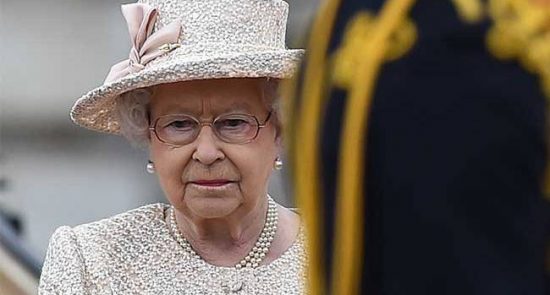 ملکه الیزابت 550x295 - سناتور آسترالیایی: ملکه الیزابت استعمارگر است