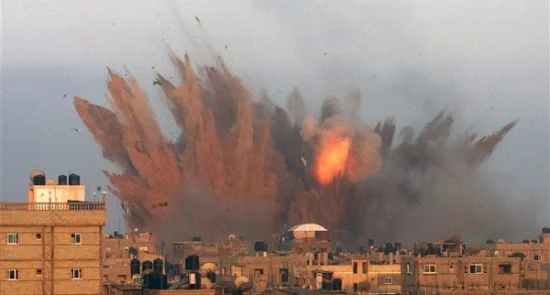 حمله هوایی طیارات جنگی اسراییل به شمال غزه
