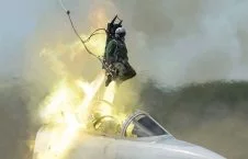 تصاویر/ سقوط طیاره جنگی فوق پیشرفته امریکا