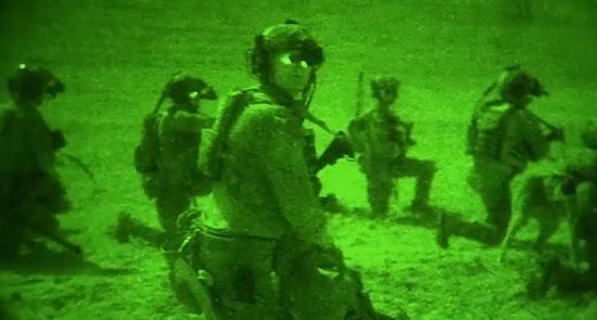 عملیات شبانه 550x295 - عضو کلیدی طالبان در عملیات شبانه به دام افتاد