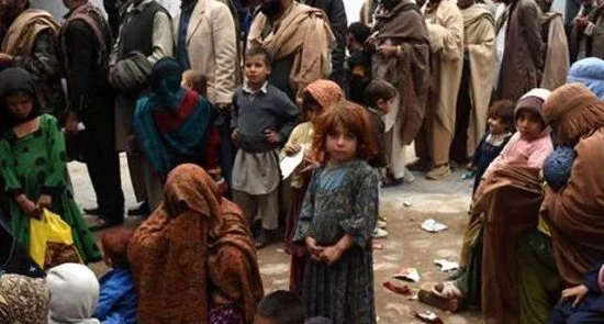 پاکستان مهاجرین افغان را تا یک‌سال دیگر اخراج می‌کند