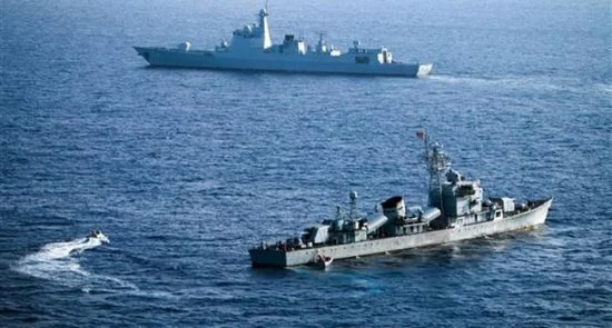 هشدار پکن نسبت به حضور ناوهای امریکایی در بحر جنوبی چین