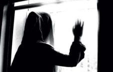 زن 3 226x145 - شکنجه وحشتناک یک زن در فاریاب