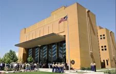 تعداد کارمندان سفارت امریکا در کابل کاهش می یابد