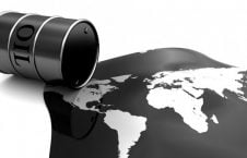 نفت 226x145 - آیا جهان در سال آینده با کاهش کسری عرضه نفت مواجه خواهد شد؟