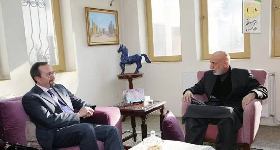 دیدار حامد کرزی با سفیر امریکا در کابل
