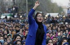 زن 1 226x145 - هشدار زنان افغان به طالبان؛ زورگویی‌ پس از توافق صلح ممنوع!