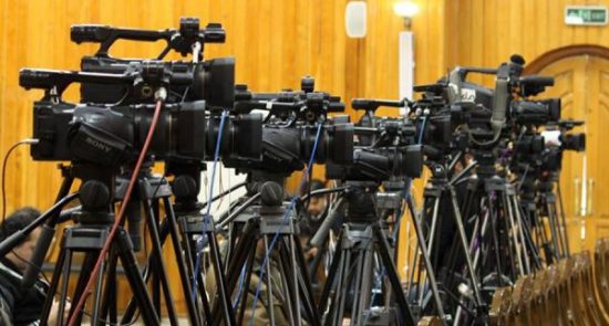 رسانه 550x295 - بررسی وضعیت آزادی رسانه‌های کشور در گزارش سالانه‌ گزارشگران بی‌مرز