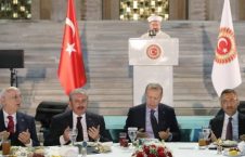 اردوغان3 226x145 - تصاویر/ مراسم افطاری تشریفاتی مقامات در ترکیه
