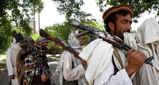 کوشش قاچاقبران و طالبان برای توسعه تجارت مواد مخدر ممنوعه در کندز