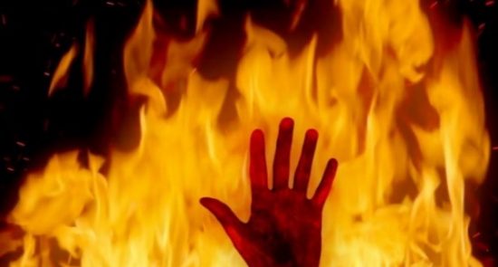 آتش 550x295 - مرگ دردناک 4 پناهجوی افغان در یونان